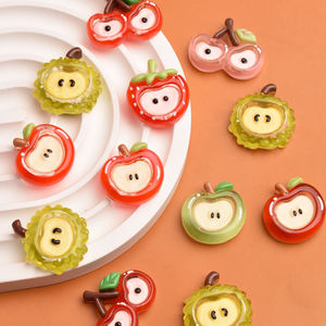 Cabochons plats en résine en forme de tranches de fruits (fraise, pomme) pour la création de bijoux DIY, la décoration de barrettes, la décoration de téléphones et les autocollants de réfrigérateur - Product Image 4