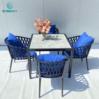 Ensemble de salle à manger au design moderne en vente chaude pour la maison et l'extérieur, chaise de salle à manger en corde bleue avec table de salle à manger en aluminium pour la salle à manger
