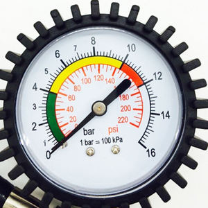 エアポンプコンプレッサーと互換性のあるゴムホース付きタイヤインフレーター空気圧計 - Product Image 2