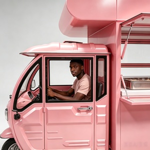 Carrito de Comida Móvil con Cocina Completa y Sistema de Energía Eléctrica para <span class=keywords><strong>la</strong></span> Preparación de Hot Dogs, Hamburguesas y Bocadillos - Product Image 2