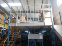 Système de plancher en mezzanine multi-niveaux combiné Deno, résistant à la corrosion, en acier électrostatique Q235, capacité de 500 kg, économique