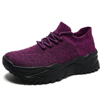 Fabricant de baskets personnalisées avec logo, semelle en caoutchouc EVA légère et rehaussante, chaussures décontractées de style marche