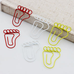 ملقط معدني لطيف على شكل علامة الدفاتر مشبك ورقي مبتكر حامل مذكرة حامل على شكل قدم مشابك ورقية - Product Image 2