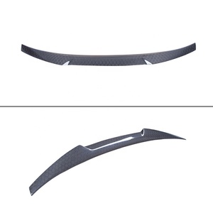 สปอยเลอร์หลังทรงรังผึ้งคาร์บอนสไตล์ M4 สำหรับรถ A3 S3 RS3 8V ลิมูซีนซีดาน ปี 2013-2020 - Product Image 2