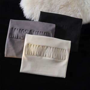 T-Shirt da <span class=keywords><strong>Uomo</strong></span> in Cotone Biologico Qelonto <span class=keywords><strong>Taglie</strong></span> Forti Oversize Logo Personalizzato in Rilievo 3D Vendita all'Ingrosso - Product Image 3