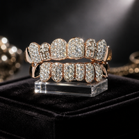 Grillz en argent sterling 925 plaqué or pour hommes et femmes, bijoux dentaires hip-hop pour rappeurs avec design croix entièrement incrusté de moissanite ronde
