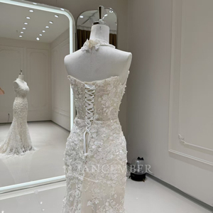 Robe de mariée de luxe blanche moderne Xx104 avec appliques florales en dentelle, traîne chapelle et collier ras-du-cou perlé - Product Image 5