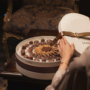 Custom logo Leather Handle Double <strong>Chocolate</strong> <strong>Bar</strong> <strong>Dates</strong> Box Packaging Luxury Round Ramadan <strong>Chocolate</strong> Candy Gift Box with Dividers - Product Image 3