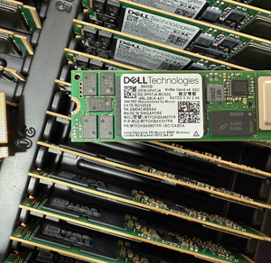 Твердотельный накопитель 021GXV NVME M.2 960G 0PH7J6 NVME M.2 960G XN5KG 0PRV6C 0HN8H6 - Product Image 4