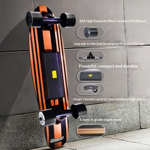 Trottinette électrique pour enfants à quatre roues en bois, à propulsion unique, avec télécommande, adaptée aux débutants, vitesse maximale de 12 km/h - Product Image 3