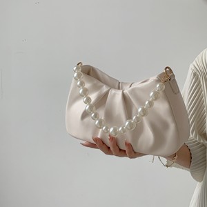 Premium Women's Fashion PU Leather Messenger <b>Bag</b> Zipper Closure Soft Polyester Lining Shoulder Strap <b>20L</b> Capacity All Seasons - Product Image 3