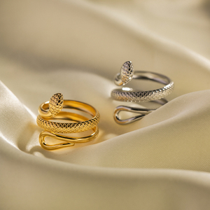 Anillos de apertura de diseño de <span class=keywords><strong>serpiente</strong></span> con textura de acero inoxidable chapado en oro de 18 quilates de capa clásica - Product Image 2