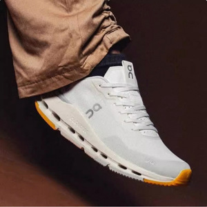 Chaussures <span class=keywords><strong>On</strong></span> Cloud Cloudnova Form 2 de haute qualité, authentiques, confortables, avec amorti, tige en mesh résistante à l'usure, chaussures de <span class=keywords><strong>trail</strong></span> <span class=keywords><strong>running</strong></span> en caoutchouc - Product Image 3