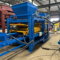 Machine hydraulique QT8-15 pour la fabrication de blocs de ciment creux, de briques pleines, de pavés en béton et de bordures