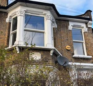 Fenêtres en aluminium à rupture de pont thermique, baies vitrées, grilles de sécurité anti-effraction en fer forgé, design de fenêtres pour maison - Product Image 5