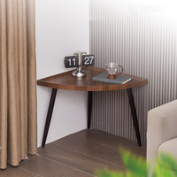 Table d'appoint créative en forme d'éventail, petite table d'angle triangulaire en bois massif pour appartement, table d'appoint de salon, table basse