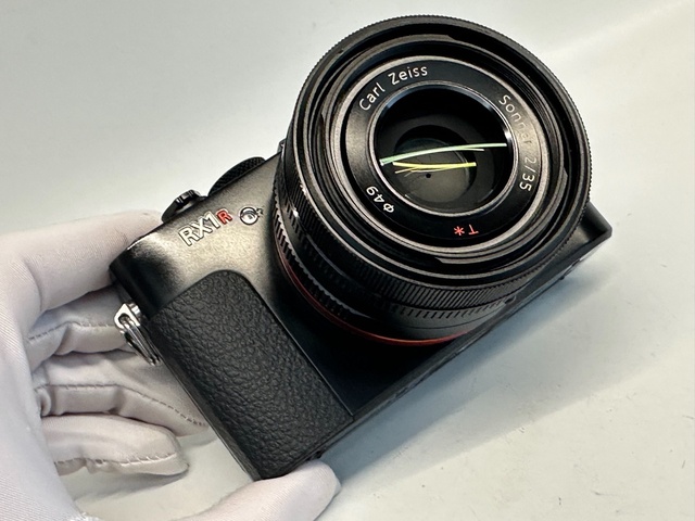 Good Condition Sonys Cyber-shot DSC-RX1R 24.3MP Full HD Portrait Photography Compact Camera