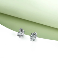 Venta al por mayor joyería fina plata esterlina 925 lindo mono perezoso circón corazón perezoso Stud pendientes para mujeres
