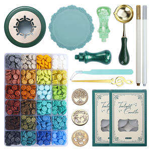 Ensemble de tampons à cire avec granulés et outils pour la scellure et la décoration des lettres - Product Image 1
