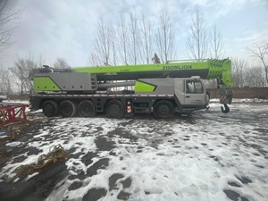 Good Condition Zoomlion 220 Ton Truck <b>Crane</b> Durable Performance Weichai Engine Smooth Lifting for Construction Work - Product Image 3