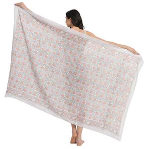 ผ้าซิ่นพิมพ์ลายมุกปะการังและสีเทาขี้เถ้าสำหรับผู้หญิง ผ้าคลุมบิกินี่น้ำหนักเบา เหมาะสำหรับใส่ไปชายหาดและรีสอร์ทในฤดูร้อน - Product Image 1