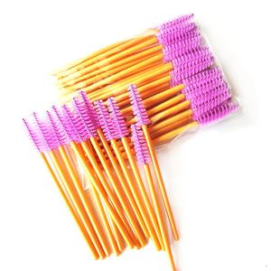 Renkli plastik değnek altın saplı yüksek kaliteli silikon sentetik toptan profesyonel özel altın mini maskara fırçası - Product Image 4