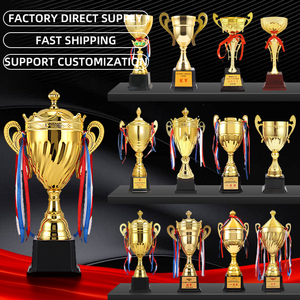 Molde de fábrica OEM Big Soccer Trophy Cup para deporte y juego Creative Modern Trophy Cup con piezas personalizadas Trofeos de fútbol personales - Product Image 1