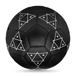 Geometrische Stijl Voetbalmachine Naaien Bulk Nylon Wond Voetbalballen Maten 5/4/3