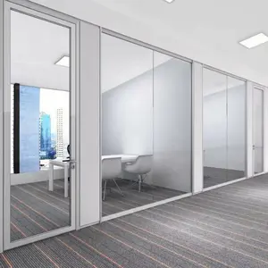 קיר מחיצה מחיצה משרדית זכוכית מחוסמת שקופה עם אטום לרעש פרטיות מודולרית תא תאייה כפולה