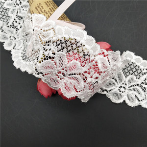 ผ้าถักเลื่อมฝรั่งเศสสีขาวกว้าง5.5ซม. ผ้าหอยเชลล์ลูกไม้ตัดเย็บเสื้อผ้าไนลอนสแปนเด็กซ์ RT304 - Product Image 2