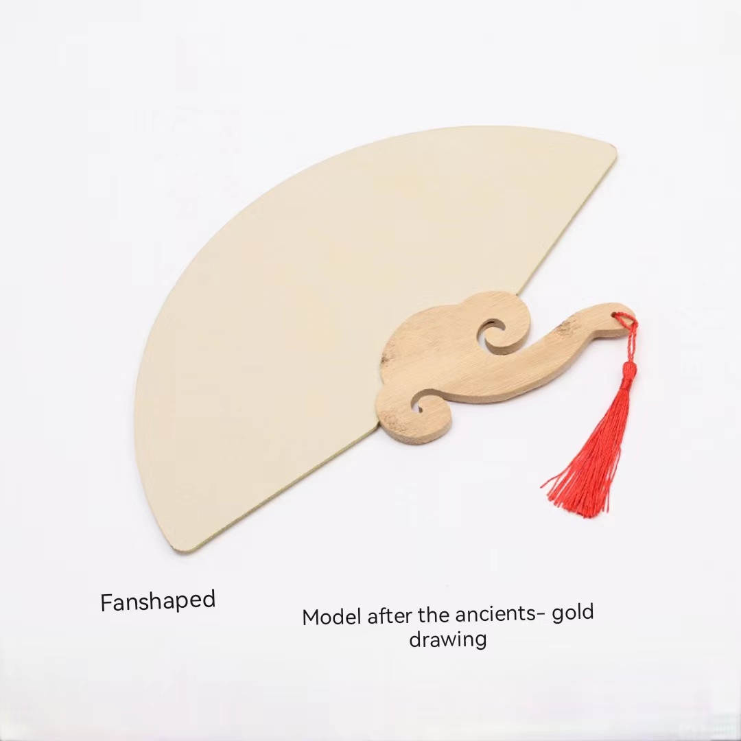 En forma de abanico/modelado a partir de una antigüedad