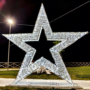 Large LED Star Shape Light Decoration for Outdoor Event and Landscape Projects - Product Image 1
