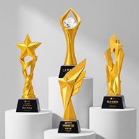 Trophée Étoile Métallique Personnalisé HBL avec Gravure de Logo pour la Reconnaissance des Compétitions et les Cérémonies d'Affaires