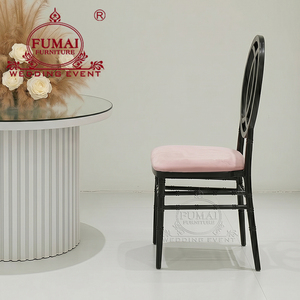 เก้าอี้เหล็ก FUMAI พร้อมเบาะสีชมพู ดีไซน์ทันสมัย พนักพิงเปิด วางซ้อนกันได้ เหมาะสำหรับใช้ภายในอาคาร - Product Image 4
