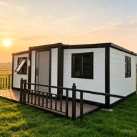Maison conteneur préfabriquée extensible Shinestone à double aile, villa modulaire compacte avec design extérieur personnalisé
