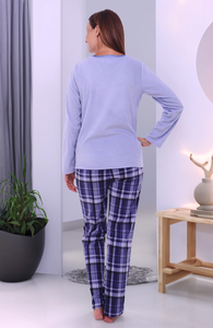 Ensemble de <span class=keywords><strong>pyjama</strong></span> polaire en flanelle d'hiver à manches longues pour femmes vêtements de nuit en peluche imprimés en polyester d'usine pour la saison d'automne - Product Image 4