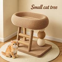 Arbre à chat compact et peu encombrant, griffoir en sisal résistant à l'usure avec échelle d'escalade, lit pour chat tressé de luxe pour usage domestique