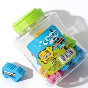 Taille-crayon amusant en forme de mouton, petit format, couleurs vives, en plastique, tendance, idéal pour les enfants et les étudiants, parfait comme cadeau de papeterie. - Product Image 4