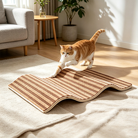 Griffoir vertical modulaire pour chat, luxueux, durable, remplaçable et écologique, design ondulé ; fabriqué en liège recyclé