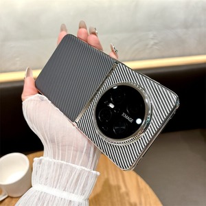 Funda trasera dura con textura de fibra de carbono galvanizada de lujo para Huawei Mate 70 60 Pro + / 70 60 Pro cubierta protectora de lente de moda - Product Image 5