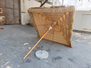 <span class=keywords><strong>Prix</strong></span> d'usine Vente <span class=keywords><strong>en</strong></span> gros <span class=keywords><strong>Parasol</strong></span> de plage robuste personnalisé style Maldives Simulation de <span class=keywords><strong>paille</strong></span> <span class=keywords><strong>Parasol</strong></span> Feuille de palmier <span class=keywords><strong>en</strong></span> aluminium - Product Image 3