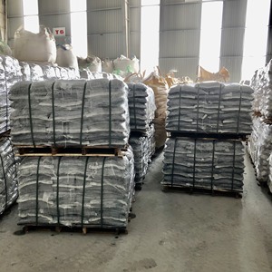 Grey Oval Pebble Stone for Garden Landscape Decoration Eco-friendly Tumbled Crushed Gravel for Outdoor Paving Modern - Product Image 5