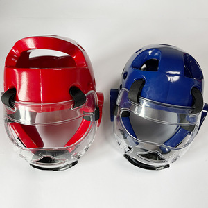 Le masque facial du casque de taekwondo est détachable. Équipement de protection transparent professionnel pour la pratique du kickboxing. - Product Image 5