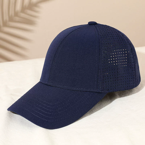 Gorra de béisbol perforada con láser personalizada de fábrica al por mayor gorra de béisbol impermeable de 6 paneles de alta calidad - Product Image 3