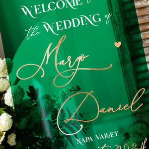 ป้ายต้อนรับงานแต่งงานอะคริลิคสีเขียวทองสุดหรูแบบส่วนตัว พร้อมขาตั้ง ดีไซน์ถอดประกอบได้ และจัดส่งรวดเร็ว - Product Image 3