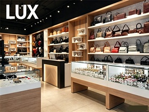 Diseño de mostrador de relojería LUX con renderizado 3D, vitrina para relojes, diseño de mostrador de venta al por menor para exhibición en tiendas de joyería y relojes de pulsera - Product Image 2