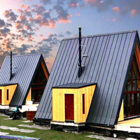 Maison préfabriquée en structure acier résistante au vent, à l'eau et aux tremblements de terre, avec un design moderne pour villa de station balnéaire pittoresque