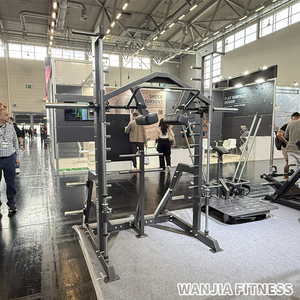 Máquina de entrenamiento de fuerza multifuncional para uso comercial, con soporte para sentadillas, jaula, máquina Smith y entrenamiento con pesas libres - Product Image 6