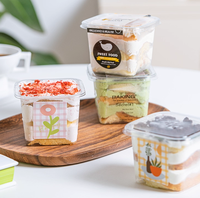 Boîte carrée de personnalisation d'usine boîte à gâteau tasse transparente Mousse lait de soja Dessert et boîte de cuillère à fruits jetable