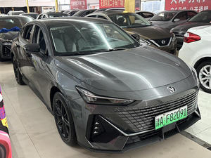 Changan UNI-V <span class=keywords><strong>IDD</strong></span> 2023, Sedán Híbrido Enchufable Inteligente de 113 km, Automático, con Asientos de Cuero, R18, Volante a la Izquierda, Usado en Stock, Precio al por Mayor - Product Image 3